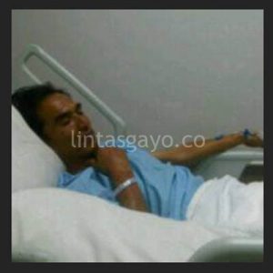 (Alm) Raman Bur ketika dirawat di Rumah Sakit (Foto:adwinmaulana)