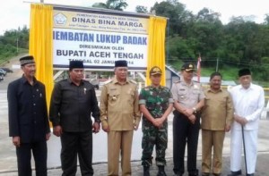 Foto bersama Bupati Aceh tengah dan unsur Muspida Aceh Tengah. (LGco-Ihwan)