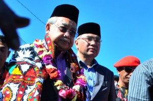 Gubernur Aceh dr. Zaini Abdullah dan Bupati Aceh Tengah, Ir. H. Nasaruddin, MM. (LGco-Windjanur)