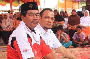 Marianto , SE Ketua DPC Partai Gerindra Kabupaten Bener Meriah (kiri).