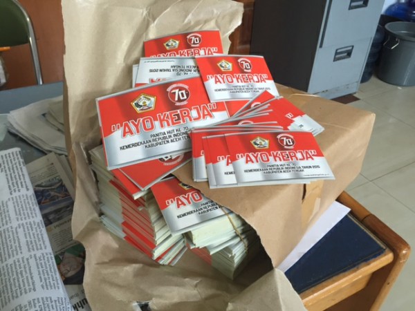 panhut ri ke 70 aceh tengah sebar 5000 stiker quot ayo kerja quot panhut ri ke 70 aceh tengah sebar 5000 stiker quot ayo kerja quot