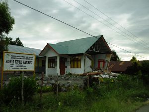 Bangunan sekolah dasar di kampung Ratawali Kec. Kute Panang Aceh Tengah (LintasGayo.co : Muna)