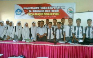 Salman-Yoga-S-dan-peserta-penyuluhan