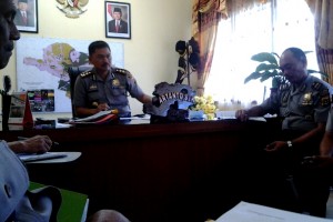 Kapolres Aceh Tengah, AKBP. Artanto, SIK diruang krjanya