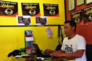 Rasyidin, direktur Lakun Kopi Takengon. 