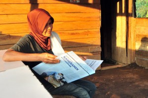 Mak Cenol di kediamannya di Kanis