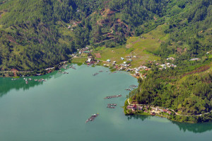 One One Lut Tawar. (LGco_Khalisuddin)