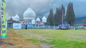 Lapangan Masjid Babussalam