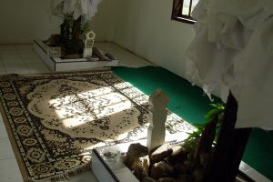 Dua makam di Buntul Linge. (LGco_Khalis)