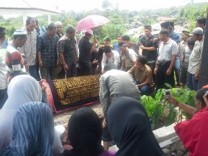 iklil di peristirahatan terakhir