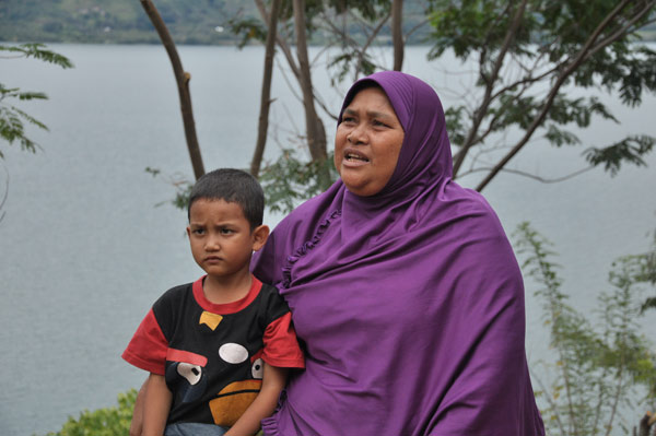 Muhda Wali Bersama Sang Anan Kamisah. (LGco)