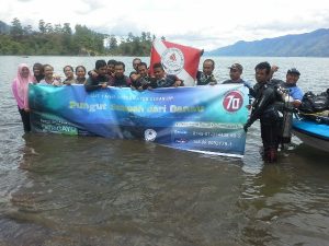 Underwater Clean Up