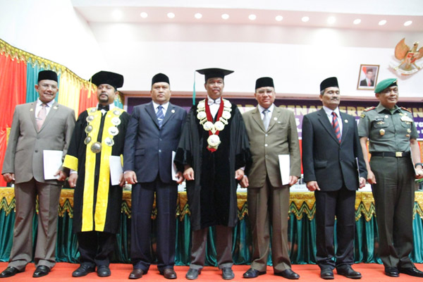Ir. Nasaruddin, MM (ketiga dari kanan)