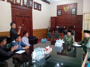 Demo Mahasiswa Pertanian ke Sekda Aceh Tengah