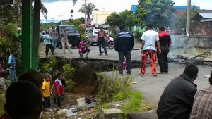 Jalan Amblas di godang