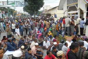 Ribuan Petani Mendatangi Kantor DPRK Agara beberapa waktu lalu