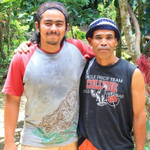 Irul saat menggelar pendakian bersama Mr. Jali salah satu juru kunci Hutan Leuser (Ist)