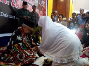 Hj Salamah Tgk Ilyas Leube Pesijuk Doto Zaini
