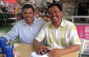 Ahmadi Muhammad Hasan Ahmadi Muhammad Hasan Wakil Ketua Umum IPAU saat ngopi bareng bersama H. Mansur Ketua Persatuan Komonita Atjeh di Kuala Lumpur, Minggu 7 Februari 2016.