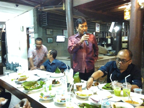 PicsArt_02-21-10.49.16