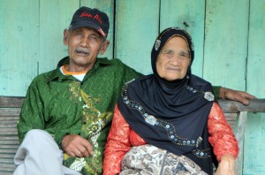 Mahyuddin bersama istri