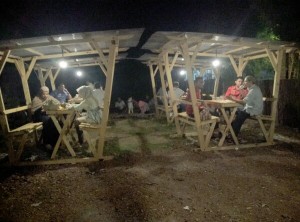 Suasana di Warkop Ramrover Coffee Shop (Foto: Supri Ariu | LGco)
