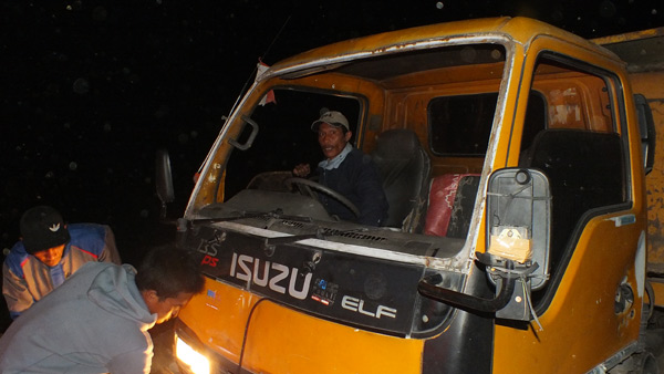 Truk sampah Takengon tanpa kaca depan.(LGco_Khalis)