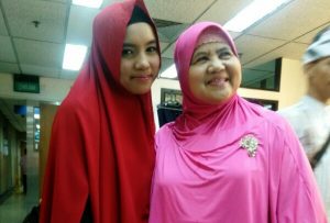 Deffa dan salah seorang dewan juri Mama Dedeh