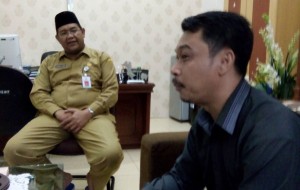 Edi Kurniawan (kanan)