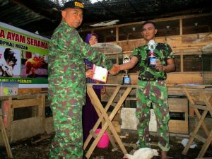 Danramil 12/Permata Beri Penghargaan kepada Koptu Rojak