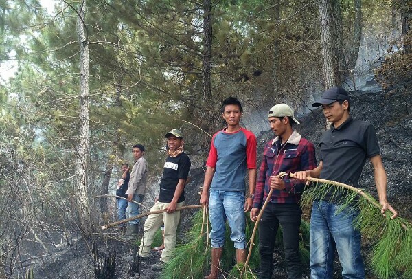 Pemuda Bale padamkan api di Bur Gayo