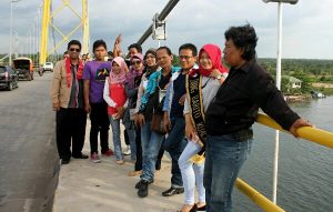 Salman Yoga dan Penyair