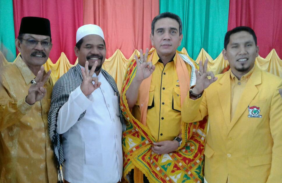 Darwin (paling kiri)