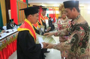 Wisuda STIHMAT