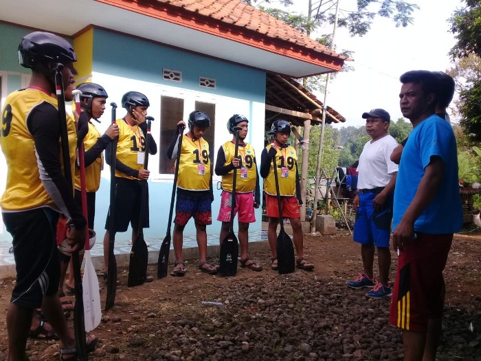 PicsArt_12-14-10.25.09