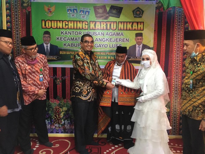 Saifuddin Kartu Nikah