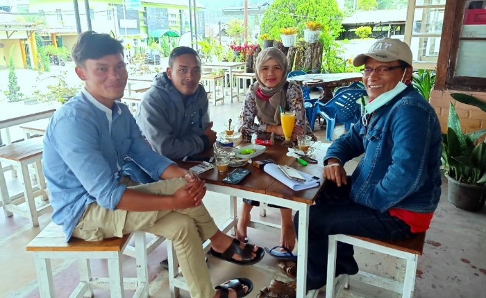 Vera Astuti dan Salman Yoga