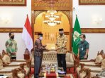 Bupati Simeulue dan Nova Iriansyah