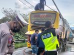 Bus Simpati Star Terbakar