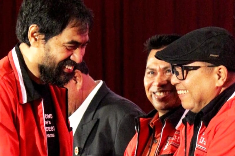 PicsArt_02-27-06.03.14