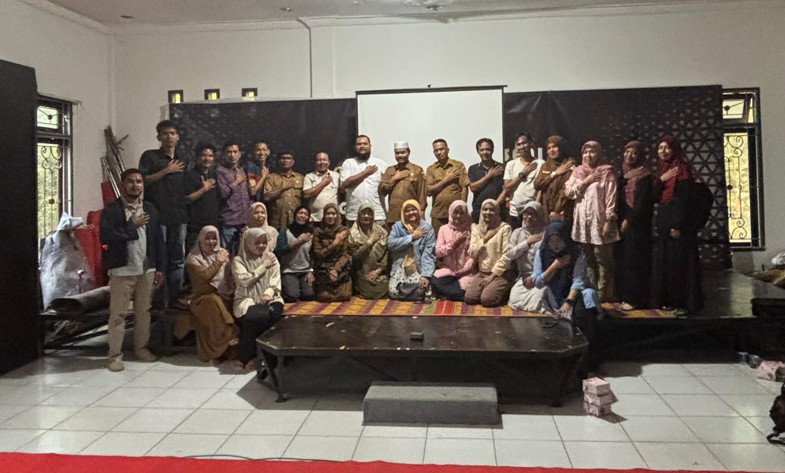 BPK Wil 1 Aceh foto bersama dengan peserta Sosialisasi Program Fasilitasi Bantuan Pemajuan Kebudayaan (Ist)