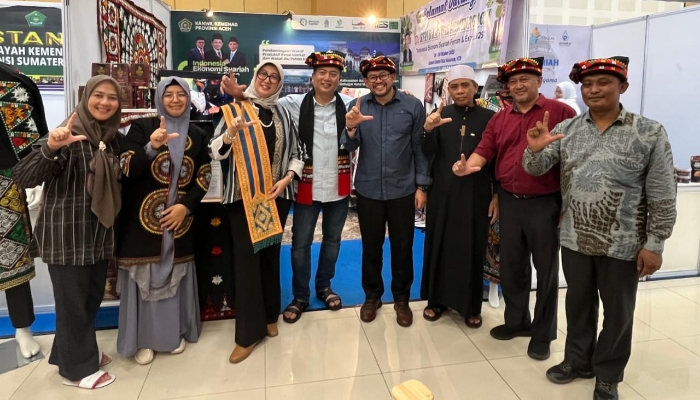 Kunjungan gubernur NTB ke stand Kanwil Provinsi Aceh